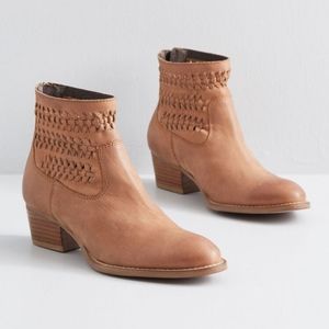 Mod Cloth Leather Woven Ankle Boots